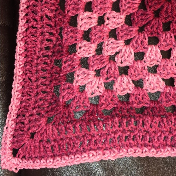 🌺2 for 50🌺 Crochet Pink Gradient Blanket! - Picture 3 of 3